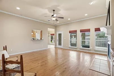 9420 Gleneagles Drive, Granbury, TX 76049 - Photo 7