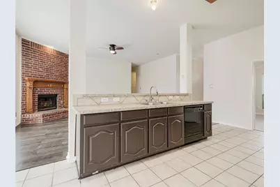 12079 Kingsville Drive, Frisco, TX 75035 - Photo 13