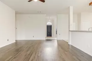 12079 Kingsville Dr, Frisco, TX 75035 - Photo 11