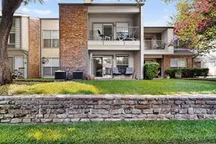 2535 Wedglea Dr, Dallas, TX 75211 - Photo 31