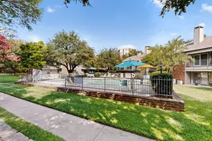 2535 Wedglea Dr, Dallas, TX 75211 - Photo 33