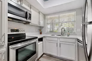 2535 Wedglea Dr, Dallas, TX 75211 - Photo 11