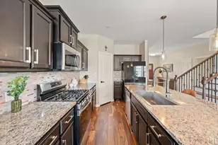 8461 Comanche Springs Dr, Fort Worth, TX 76131 - Photo 9