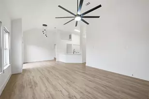 2230 Arbor Creek Dr, Carrollton, TX 75010 - Photo 13