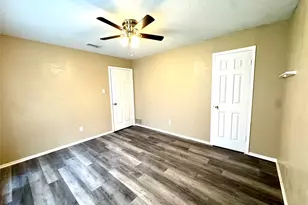 13357 Kit Ln, Dallas, TX 75240 - Photo 15