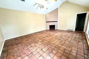 13357 Kit Ln, Dallas, TX 75240 - Photo 3