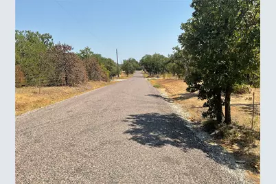 209 Red Top Road, Valley View, TX 76272 - Photo 7