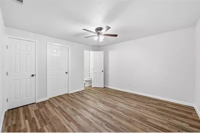 1010 Clarice Street, Grand Prairie, TX 75051 - Photo 9