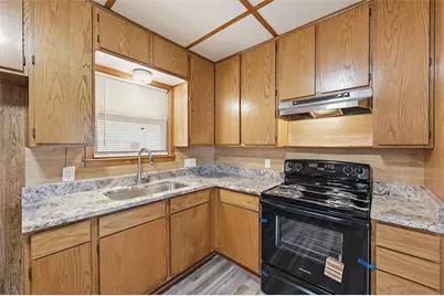 1010 Clarice Street, Grand Prairie, TX 75051 - Photo 7