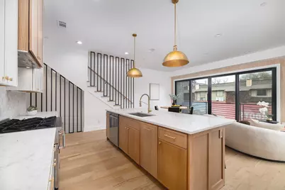 3053 Wycliff Avenue #204, Dallas, TX 75219 - Photo 11