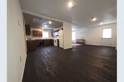 409 E Houston Street, Mexia, TX 76667 - Photo 5