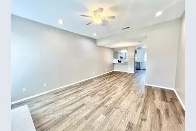 2403 Kingsford Court, Arlington, TX 76017 - Photo 3