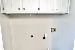 2403 Kingsford Ct, Arlington, TX 76017 - Photo 17