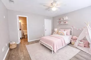 2403 Kingsford Ct, Arlington, TX 76017 - Photo 9