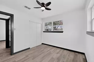 11360 Drummond Dr, Dallas, TX 75228 - Photo 31