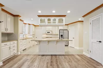 120 Wooded Crest Drive, Woodway, TX 76712 - Photo 15