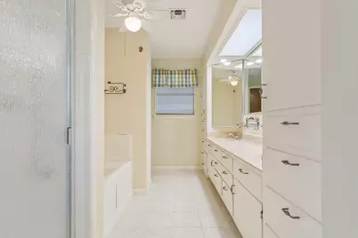 120 Wooded Crest Drive, Woodway, TX 76712 - Photo 23