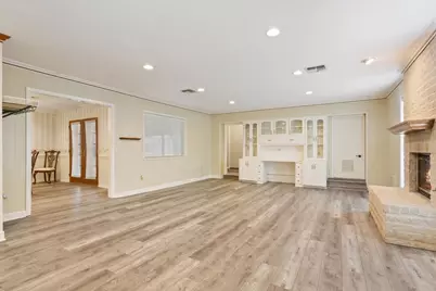 120 Wooded Crest Drive, Woodway, TX 76712 - Photo 11