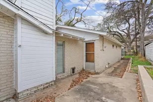 120 Wooded Crest Dr, Woodway, TX 76712 - Photo 37