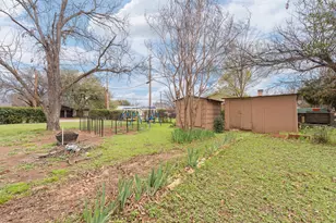 1001 Princeton Pl, Cleburne, TX 76033 - Photo 29