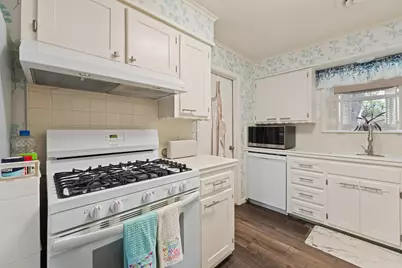 1001 Princeton Place, Cleburne, TX 76033 - Photo 13