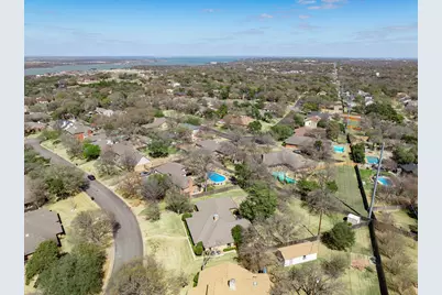 10017 Lost Oak Ridge Drive, Woodway, TX 76712 - Photo 37