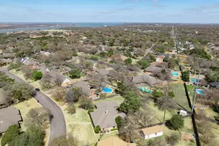 10017 Lost Oak Ridge Dr, Woodway, TX 76712 - Photo 37