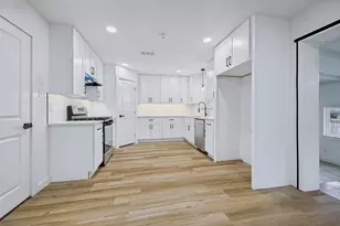 3216 Rockbluff Dr, Dallas, TX 75227 - Photo 13