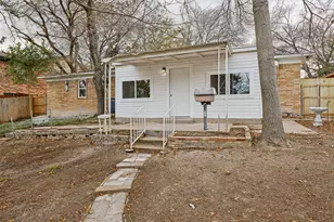 3216 Rockbluff Dr, Dallas, TX 75227 - Photo 23