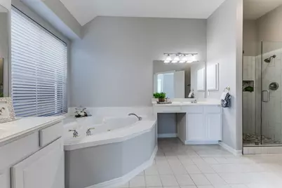 2106 Fair Oaks Circle, Corinth, TX 76210 - Photo 15