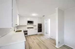419 Allen Dr, Justin, TX 76247 - Photo 11