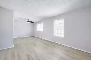 419 Allen Dr, Justin, TX 76247 - Photo 13