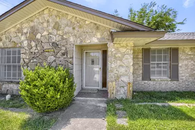 419 Allen Drive, Justin, TX 76247 - Photo 3