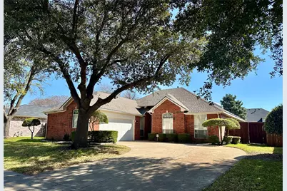 4938 Water Oak Drive, Grand Prairie, TX 75052 - Photo 1