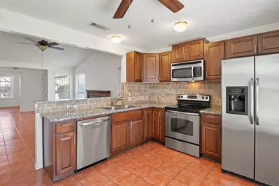 116 Kings Row, Garland, TX 75043 - Photo 7