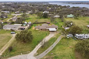 2318 Poco Ct, Granbury, TX 76048 - Photo 27