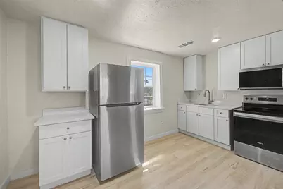 9021 White Settlement Road, White Settlement, TX 76108 - Photo 5