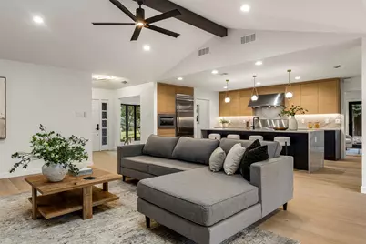 8825 Vista Oaks Circle, Dallas, TX 75243 - Photo 5