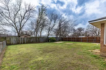 1808 W College Street, Sherman, TX 75092 - Photo 27