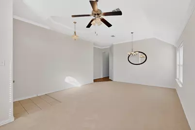 1605 Weeping Willow Lane, Arlington, TX 76002 - Photo 7