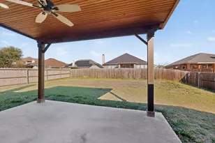 1605 Weeping Willow Ln, Arlington, TX 76002 - Photo 31
