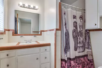 5828 Wales Avenue, Fort Worth, TX 76133 - Photo 17