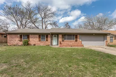 5828 Wales Avenue, Fort Worth, TX 76133 - Photo 1