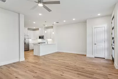 12895 Raven Way #17, Farmers Branch, TX 75234 - Photo 5