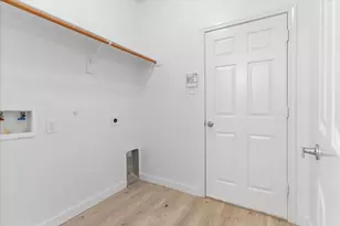 8604 Secret Forest Dr, Dallas, TX 75249 - Photo 5