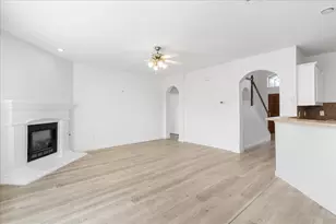 8604 Secret Forest Dr, Dallas, TX 75249 - Photo 11