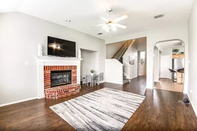 1425 Gatlinburg Circle, DeSoto, TX 75115 - Photo 5