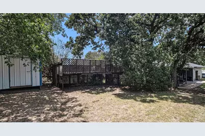 117 Walnut Creek Drive, Azle, TX 76020 - Photo 11