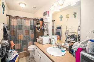 117 Walnut Creek Dr, Azle, TX 76020 - Photo 9