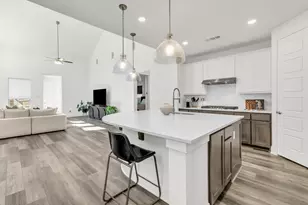 913 Gilbreath Ave, Crowley, TX 76036 - Photo 3